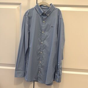 Vineyard Vines Performance Button Down | boy size Medium 12-14 | Blue grid